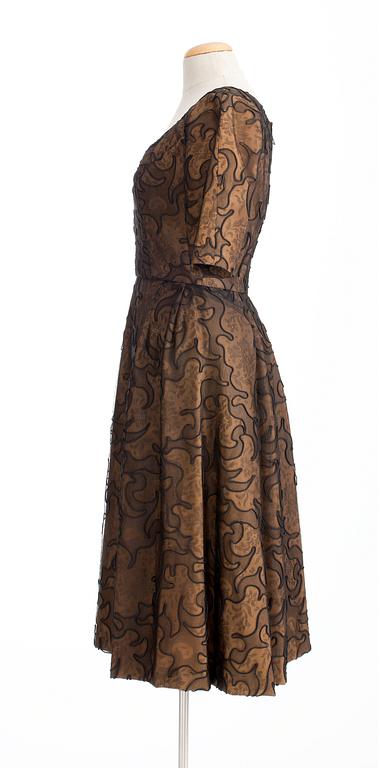 A 1950's cocktail dress, Märthaskolan.