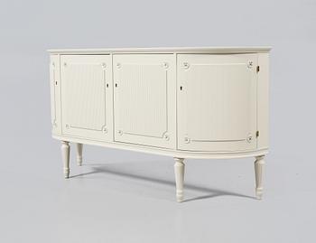 SIDEBOARD, gustaviansk stil, 1900-talets andra hälft.