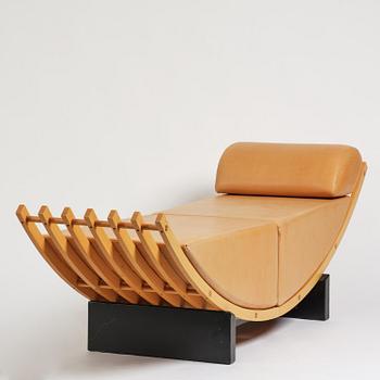 Jonas Bohlin, a "Concave" daybed, Källemo, Värnamo, post 1983.