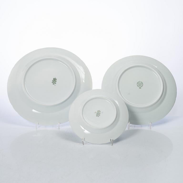 A 62 piece "Måsen" service, Bing & Grøndahl.