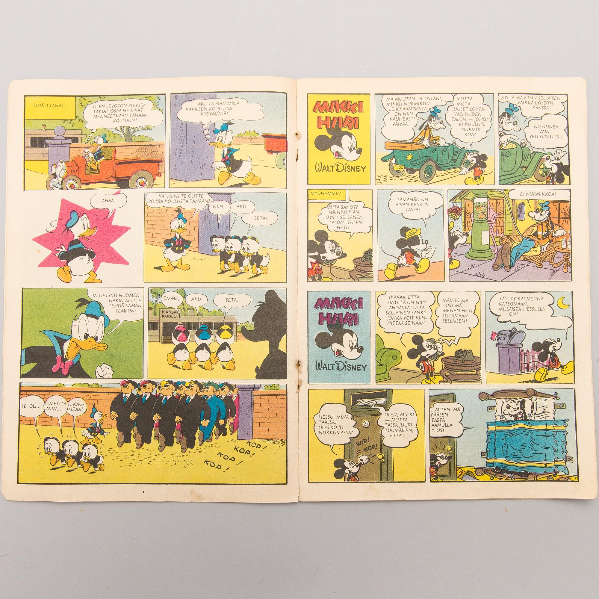 A Finnish Donald Duck Comic Book "Aku Ankka" N:o 12 Joulukuu 1952, Walt Disney.