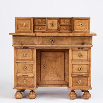 Skrivbord, Stockholmsarbete, 1700-talets första hälft, Barock.