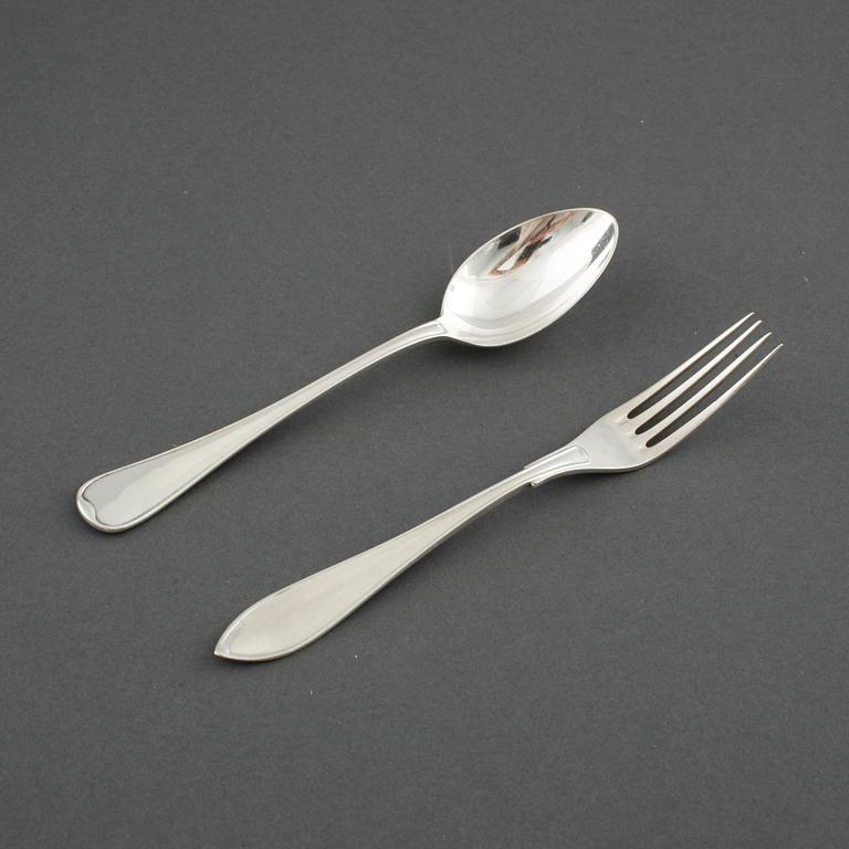 19 pieces of silver cutlery, first half of/mid 20th century.