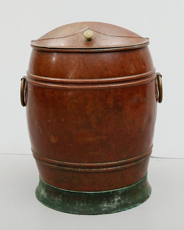 VATTENTUNNA, koppar, 1800-tal.