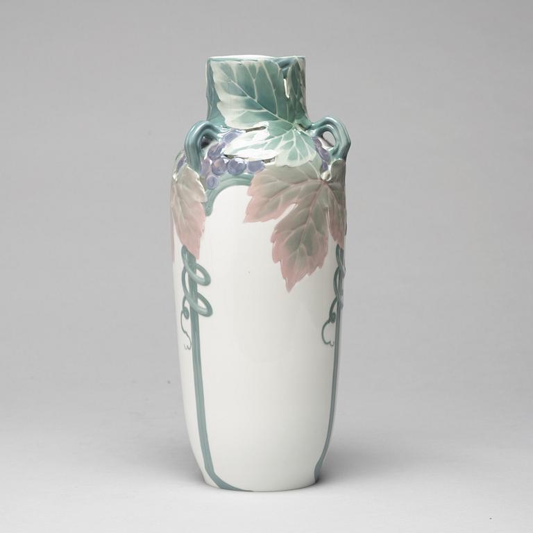 A Karl and Waldemar Lindström Art Nouveau porcealin vase, Rörstrand, Sweden ca 1900.