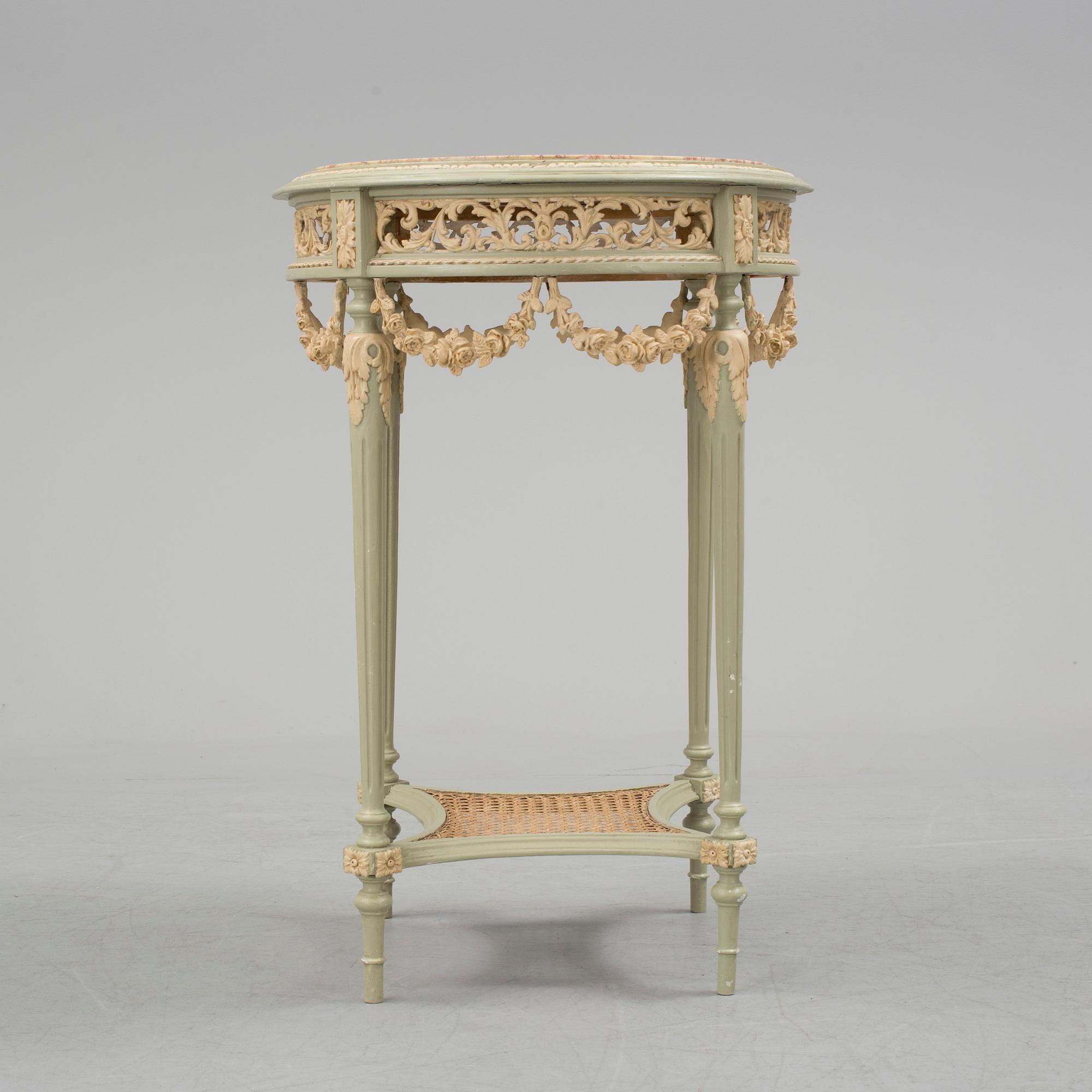 SALONGSGRUPP, 7 delar, gustaviansk stil, 1900-talets början.