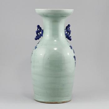 VAS, porslin, Kina, 1800-tal.