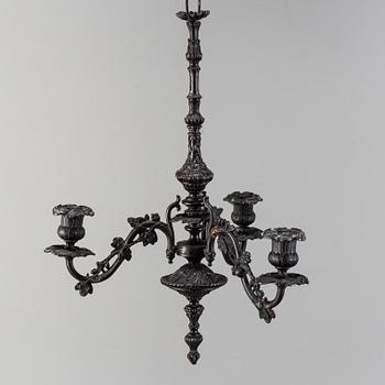 LJUSKRONA, svartpatinerat gjutjärn, omkring 1800-talets mitt.