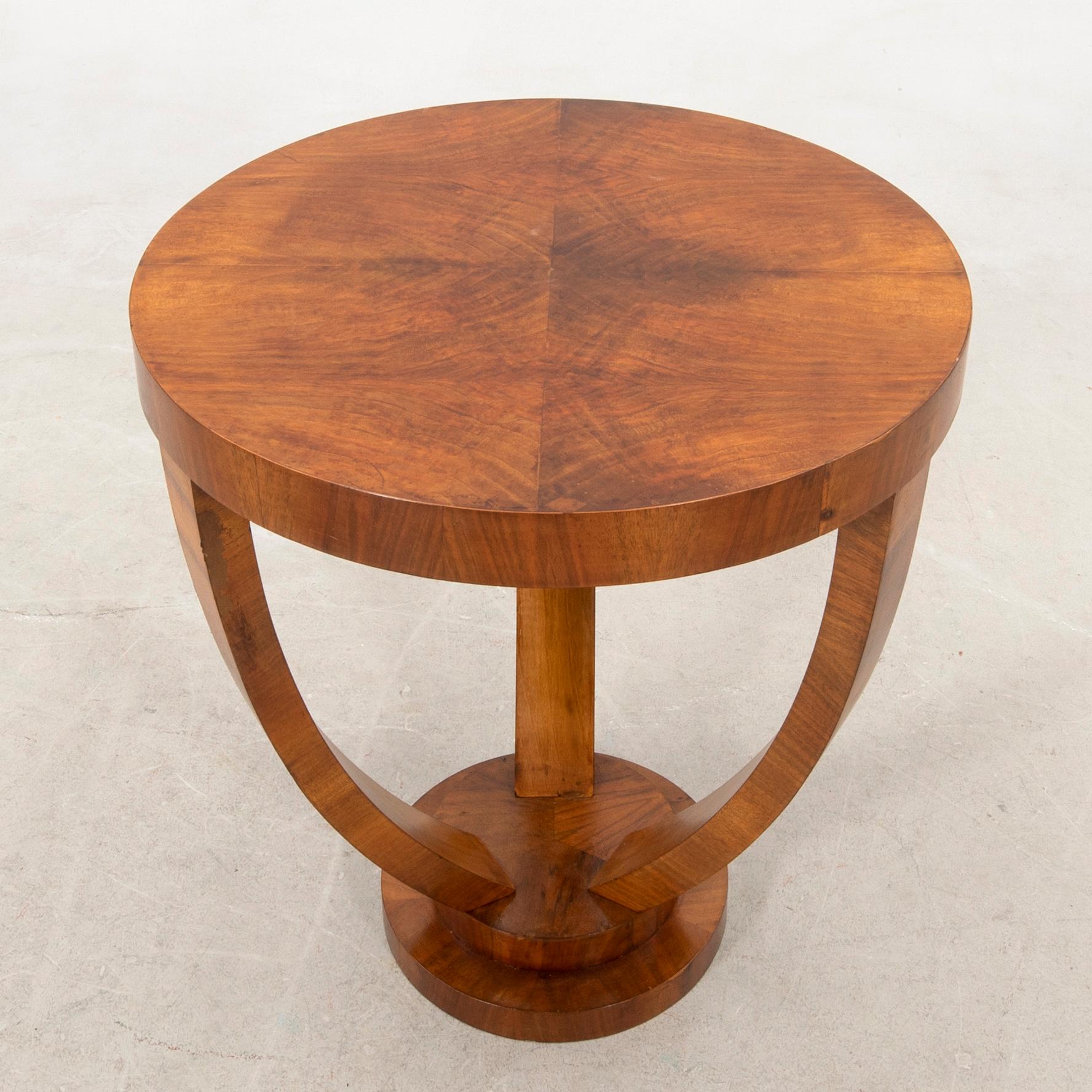 Side table in Art Deco style, 21st century.