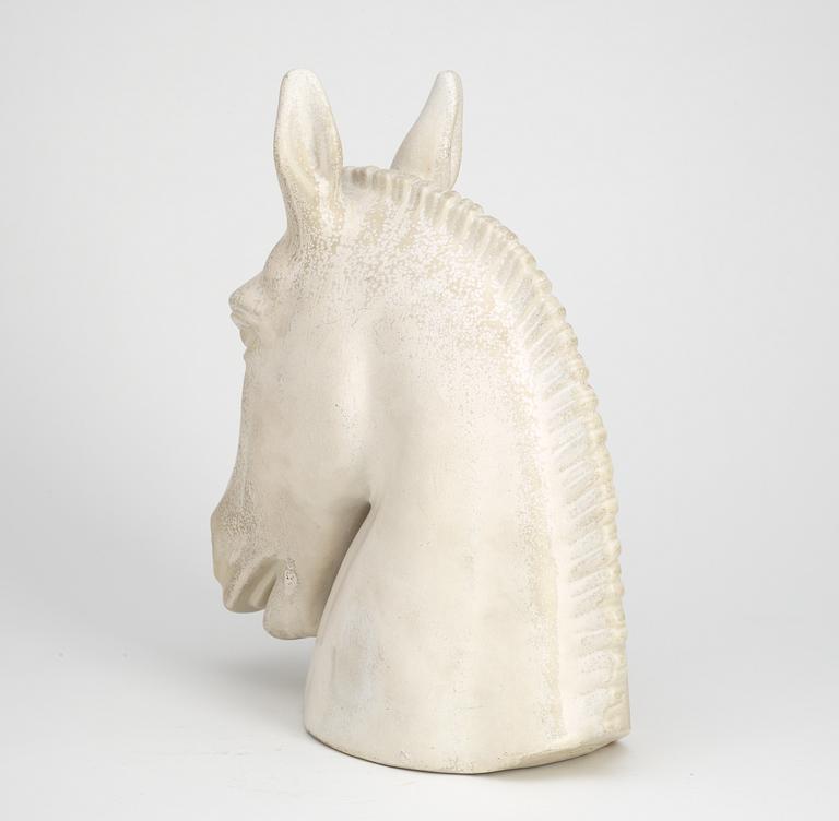 A Gunnar Nylund stoneware sculpture of a horse's head, Rörstrand.