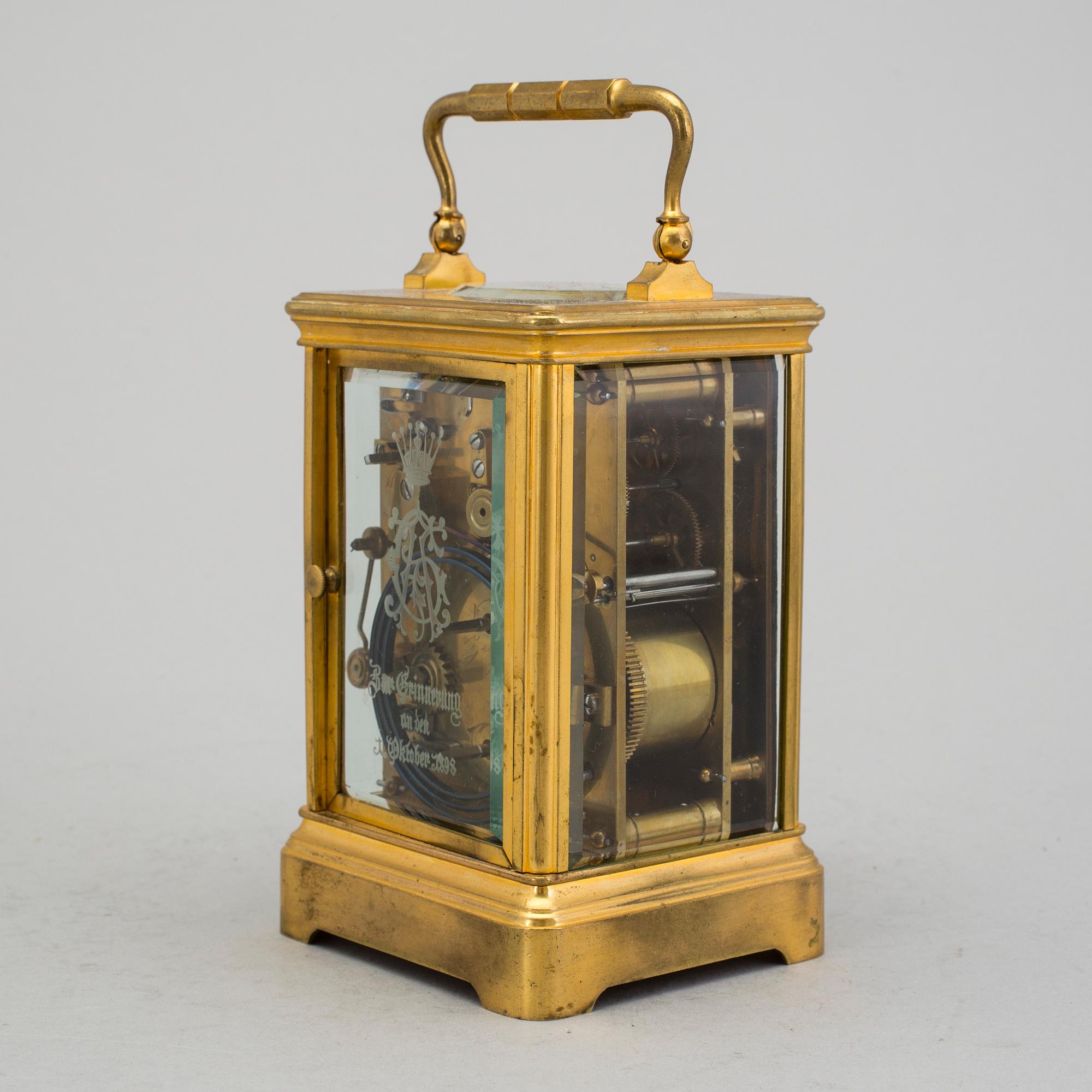 K. REINHOLDT & SOHN, Hofuhrmacher, Karlsruhe - Bordsur / Reseur, 90 x 140 x 80 mm.