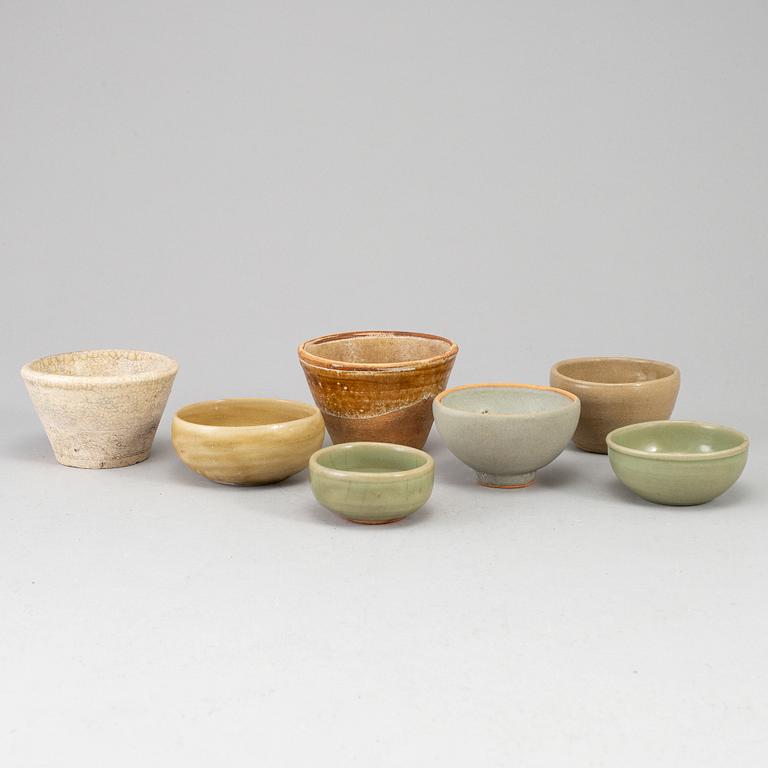 A group of six Southeast asian ceramic bowls/jars/pots, mostly 19th century.