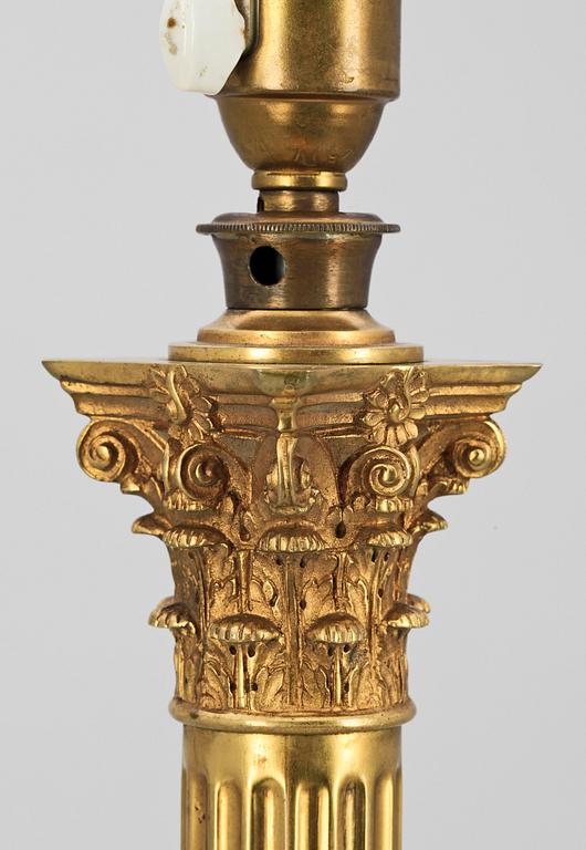 LAMPFOT, mässing, empirestil, sent 1800-tal. H ca 67.