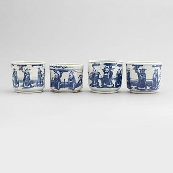 A group of four Chinese blue and white censers/flower pots, late Qing dynasty, 19th/20th Century and 20th Century.