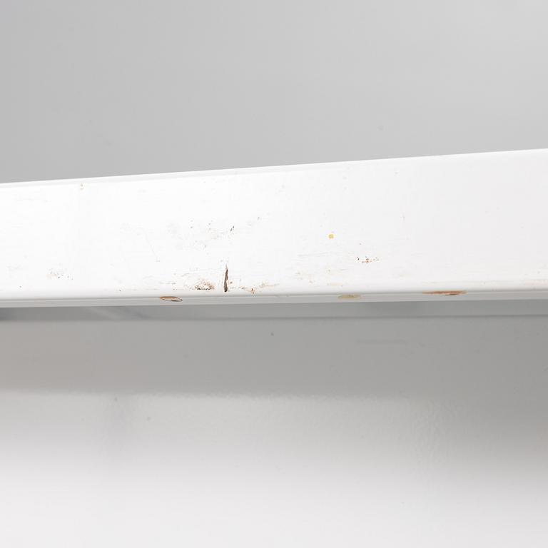 Bord, Tolix, 2000-tal.