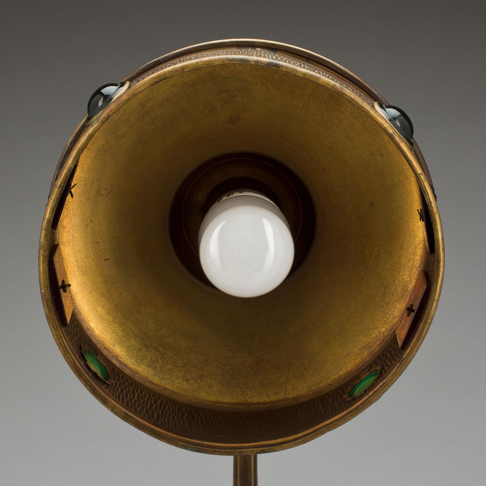 BORDSLAMPA, jugend. 1900-talets början.