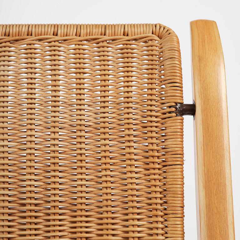 Peter Hvidt & Orla Mølgaard Nielsen, fåtöljer, ett par, "X", modell "6103", Fritz Hansen, Danmark, 1966.