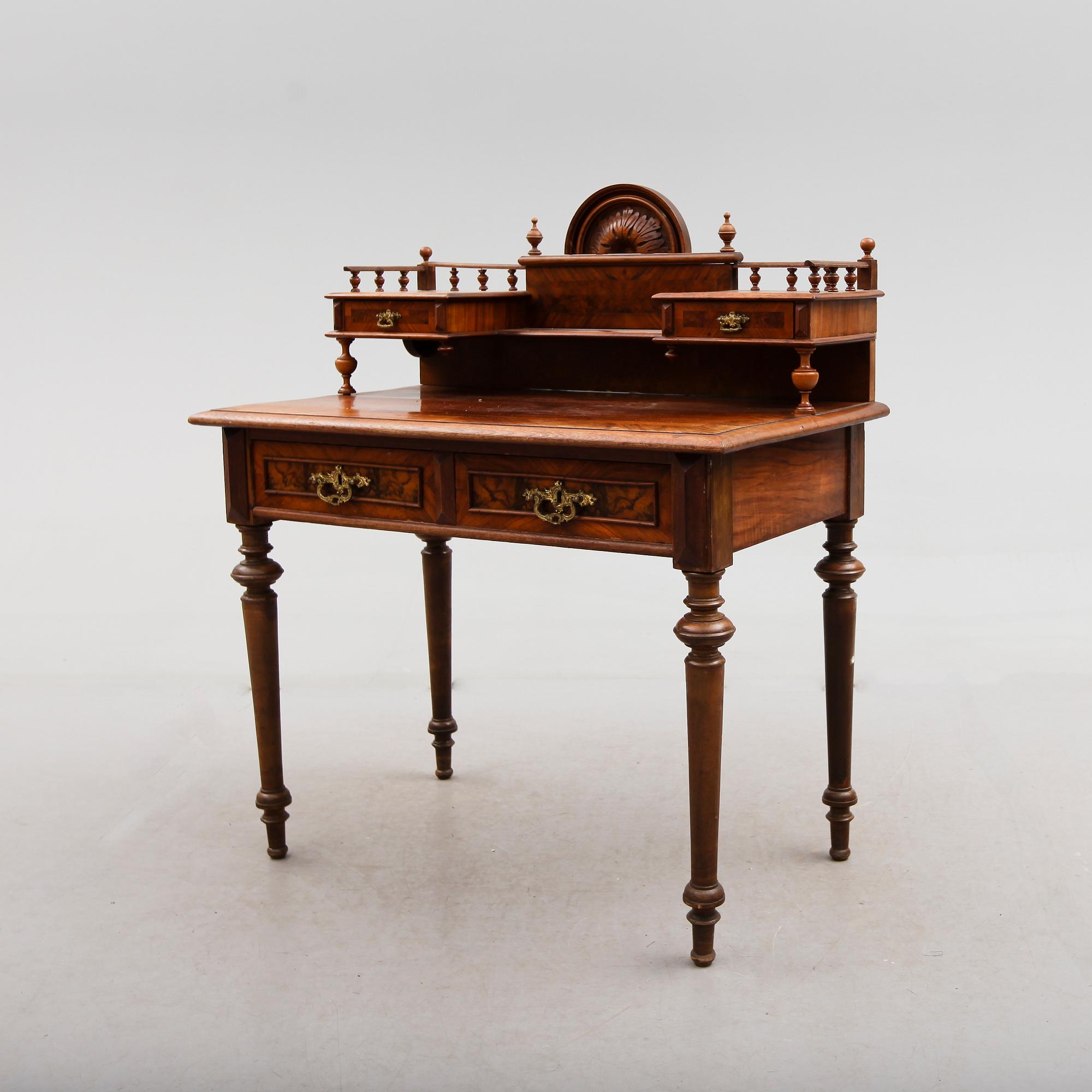 SKRIVBORD, 1800-talets andra hälft.