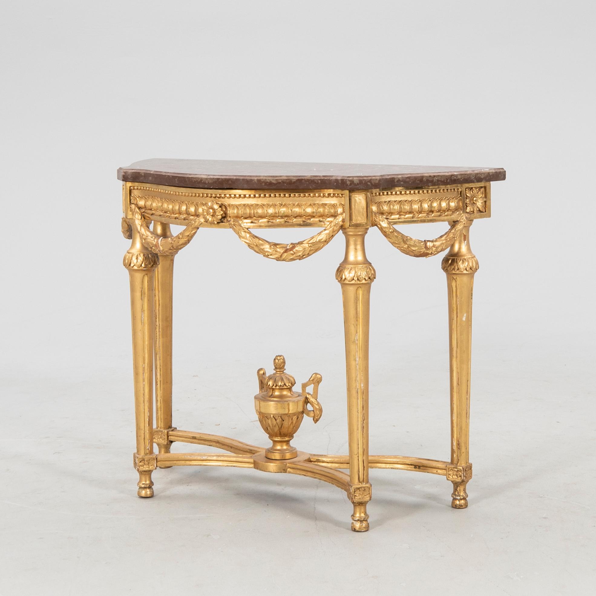 Console table in Gustavian style, first half of the 20th century.