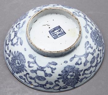 PARTI PORSLIN, 4 delar, Kina, bl. a. 1700-tal.