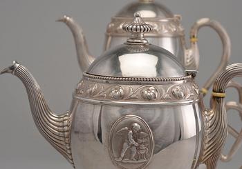 A TEA SERVICE, 4 parts, sterling silver, London 1874 England. Weight 2360 g.