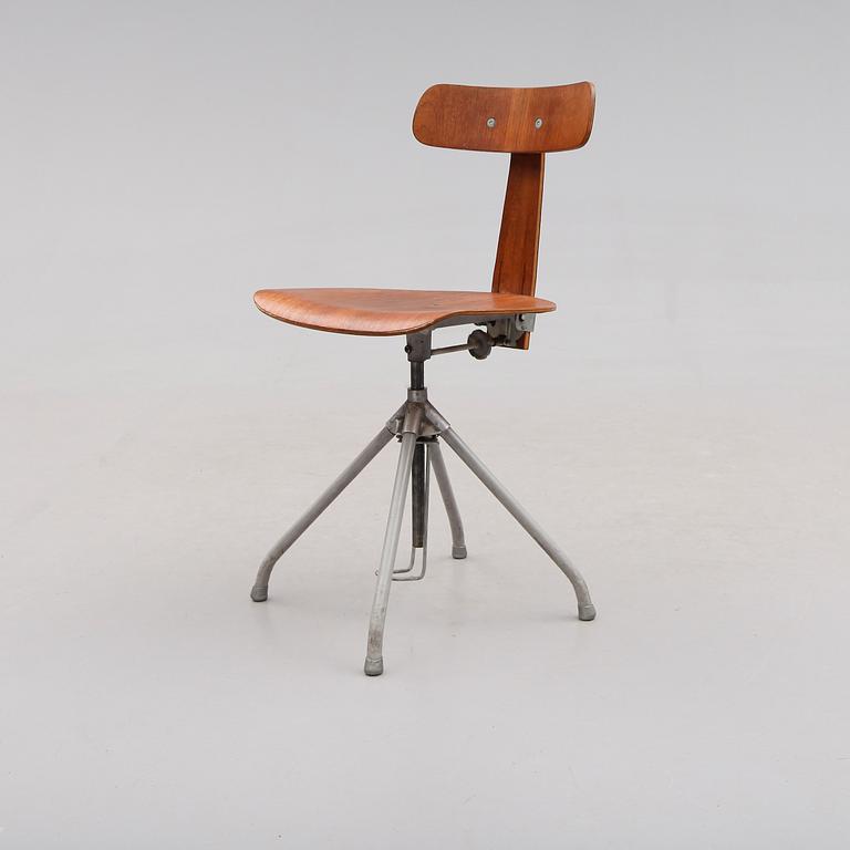 STOL, industrimodell, 1900-talets mitt.