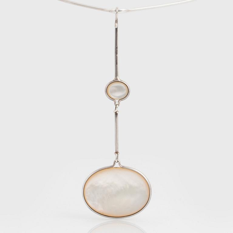 Vivianna Torun Bülow-Hübe, a silver and mother of pearl necklace, executed in her own workshop probably 1980's.