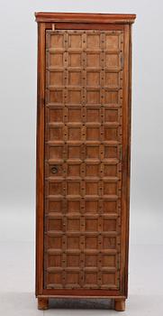 SKÅP, ek, södra Europa. 1800/1900-tal.