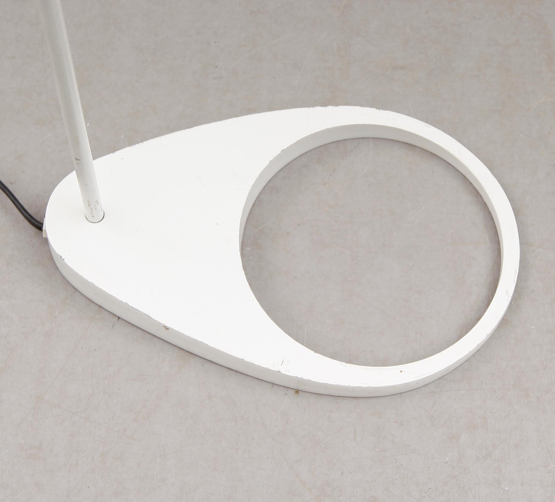 GOLVLAMPA, "AJ", Arne Jacobsen, Louis Poulsen, 1900-talets senare del.