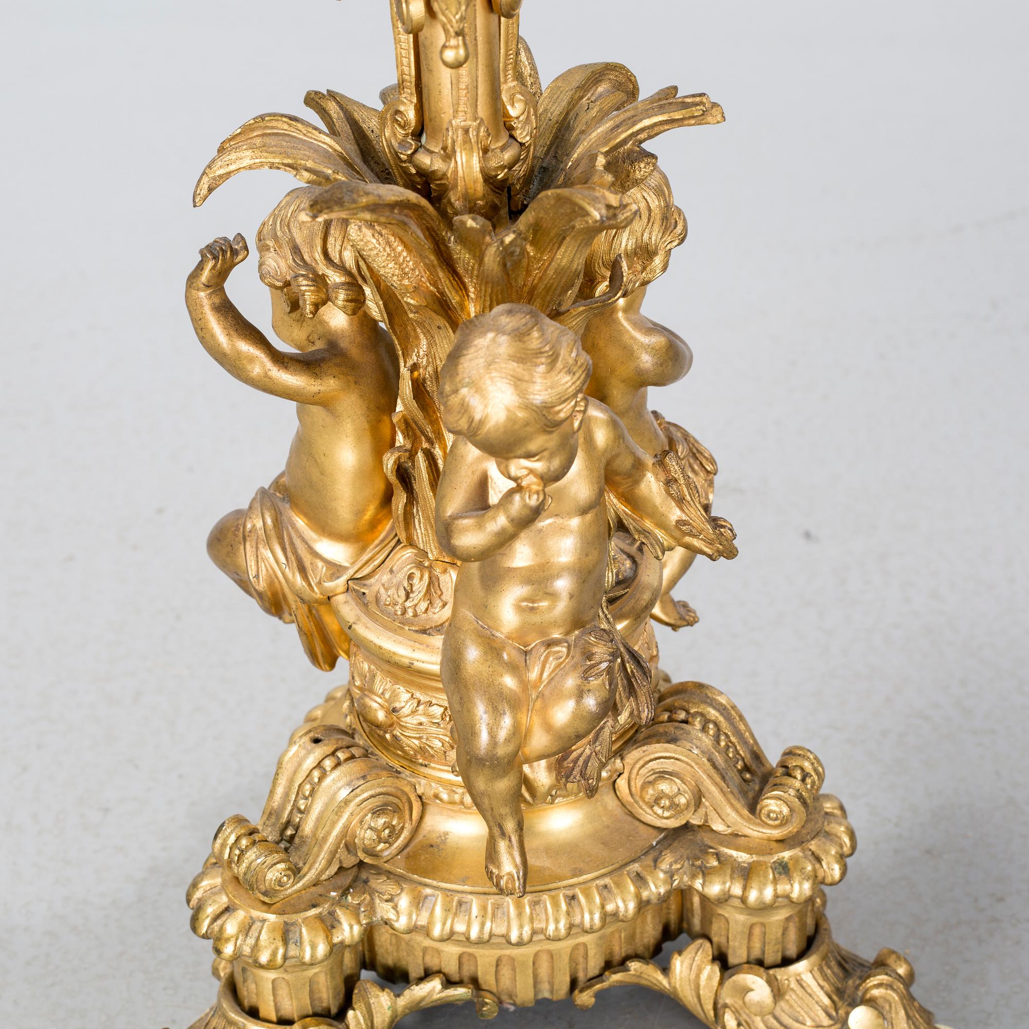 A pair of bronze candelabras from France, second half of the 19th cenutry.