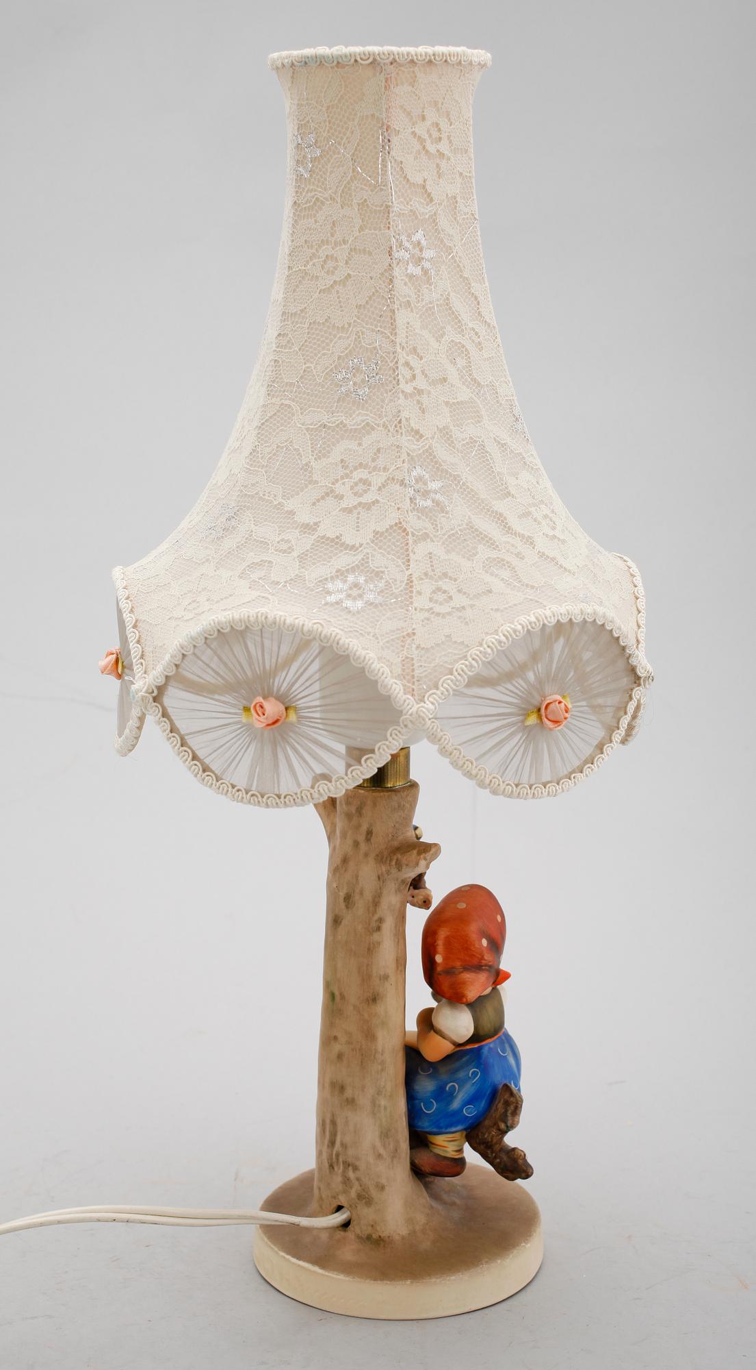 BORDSLAMPA, porslin, Goebel, MJ Hummel, 1950-tal.