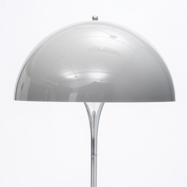 Verner Panton, golvlampa, "Pantella", Louis Poulsen, Danmark.