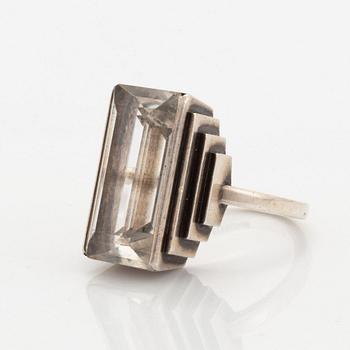 Wiwen Nilsson, ring, sterlingsilver med fasettslipad bergkristall.