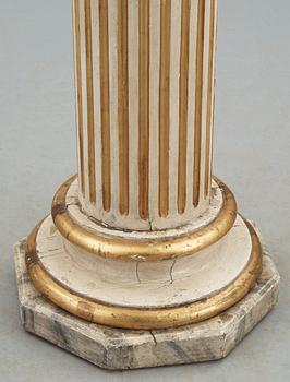 A Gustavian late 18th century column.