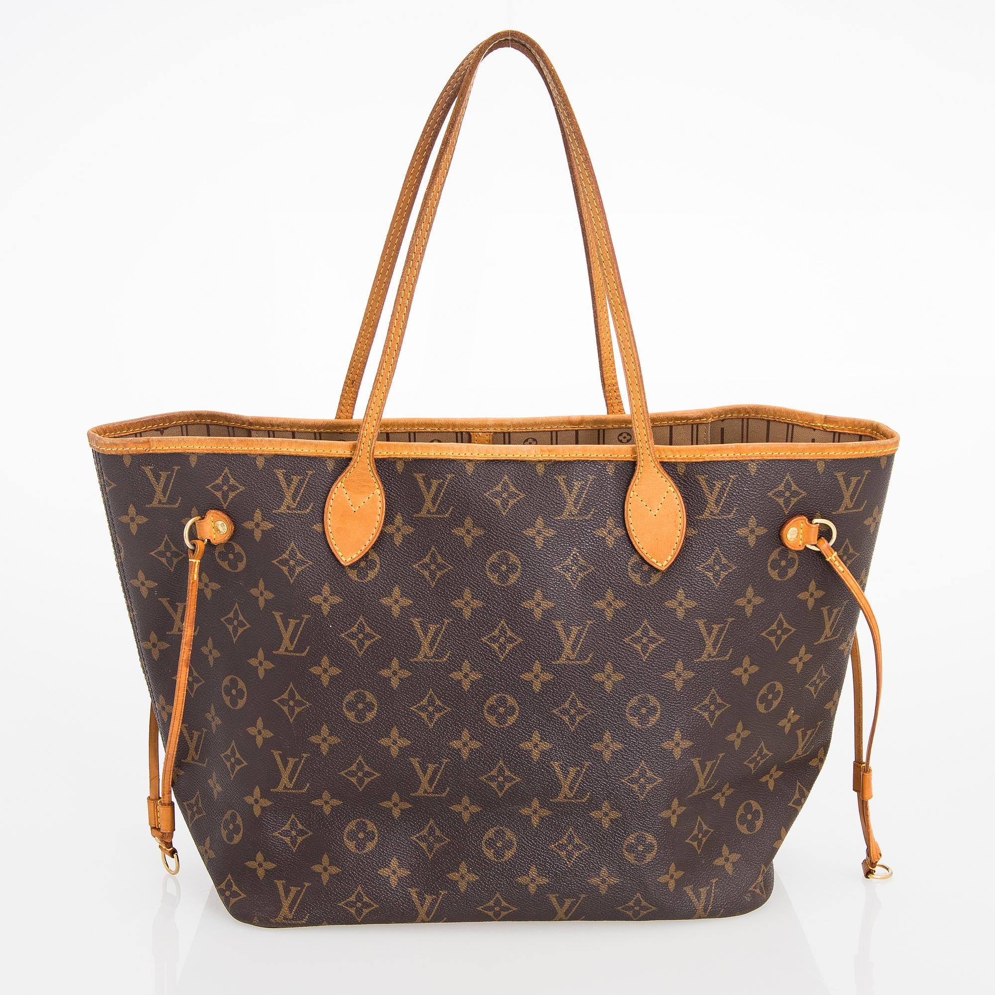 Louis Vuitton, a 'Neverfull MM' Monogram Bag.