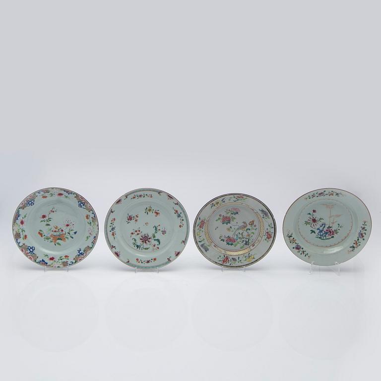 Tallrikar, 4 st, Kina, Qianlong (1736-95).
