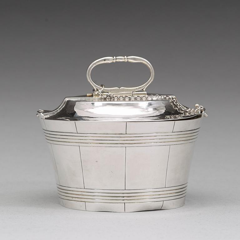 JOHAN PETTERSSON BERG, Norrköping 1759, smörtina, silver.