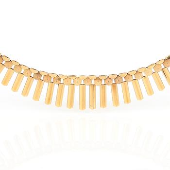 COLLIER, 18K guld, troligen Italien, andra hälft 1900-tals. Total vikt ca 33,26 g.