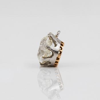 A circa 1.80 ct old-cut diamond  pendant. Quality circa K-L/VS.