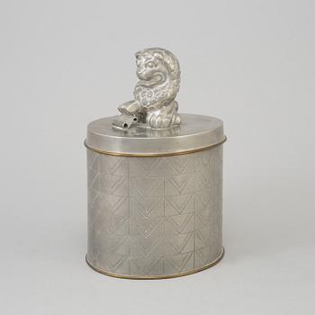 Anna Petrus, & Estrid Ericson, a pewter cigar box with cover by Svenskt Tenn, Stockholm 1928.