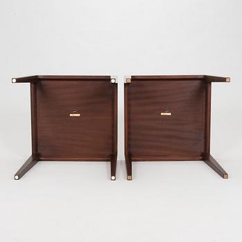 Severin Hansen, sivupöytiä, pari, malli 140, Haslev Møbelfabrik,Tanska, 1900-luvun puoliväli.