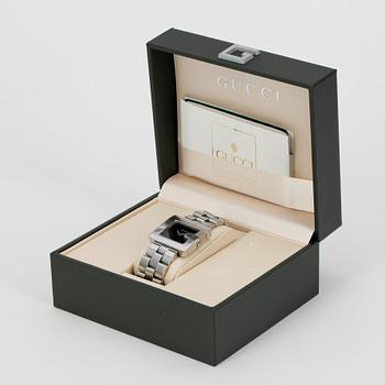 GUCCI, a wristwatch.