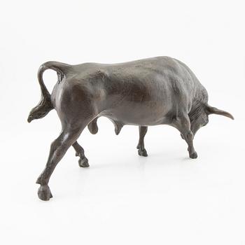 Decorative sculpture Bull.
