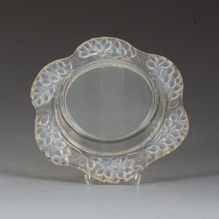 SKÅLFAT, glas. Lalique, Frankrike 1900-talets andra del.