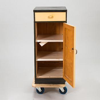 Apteekin tiski/ senkki, Sauvo, 1900-luvun aku.