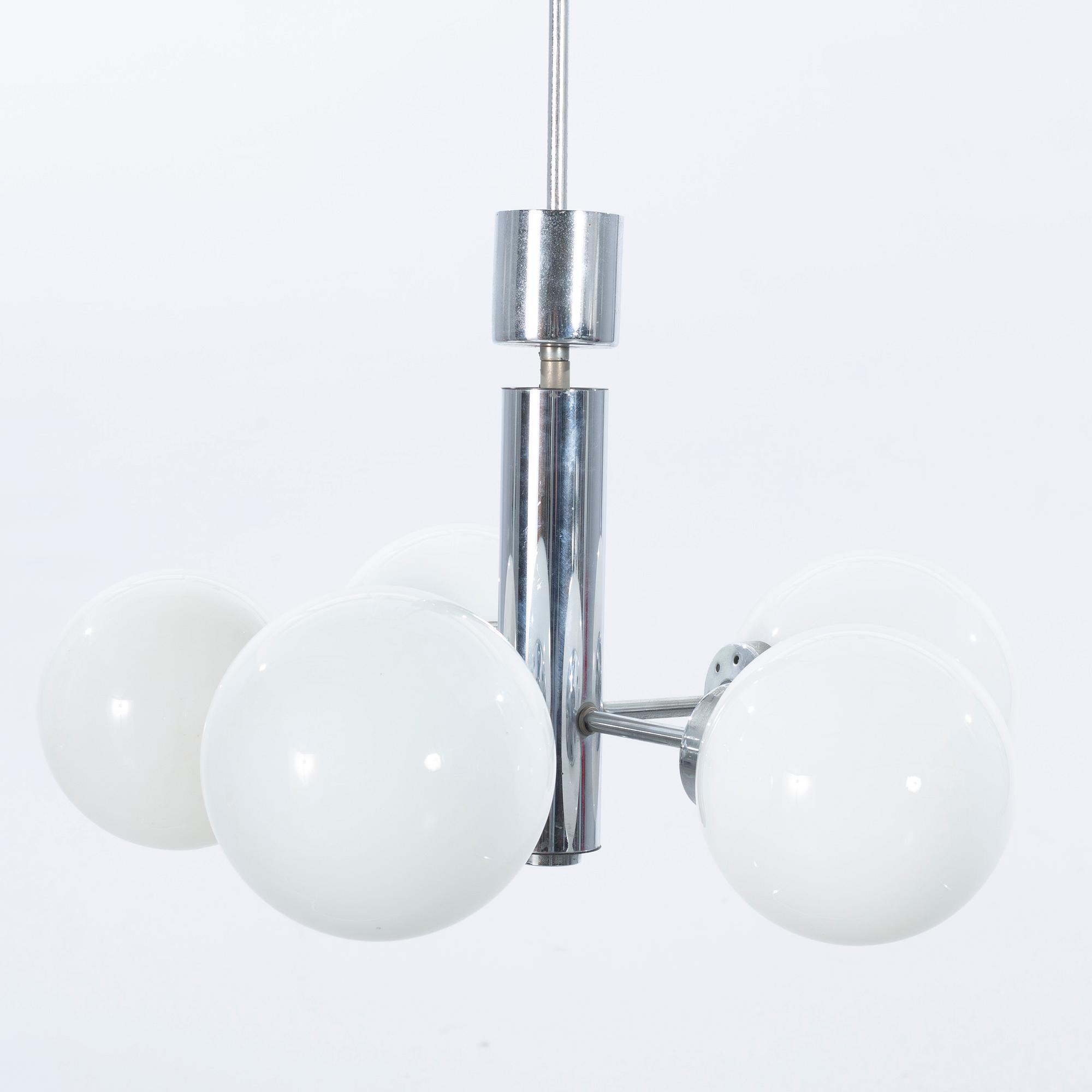 TAKLAMPA 1900-talets mitt.