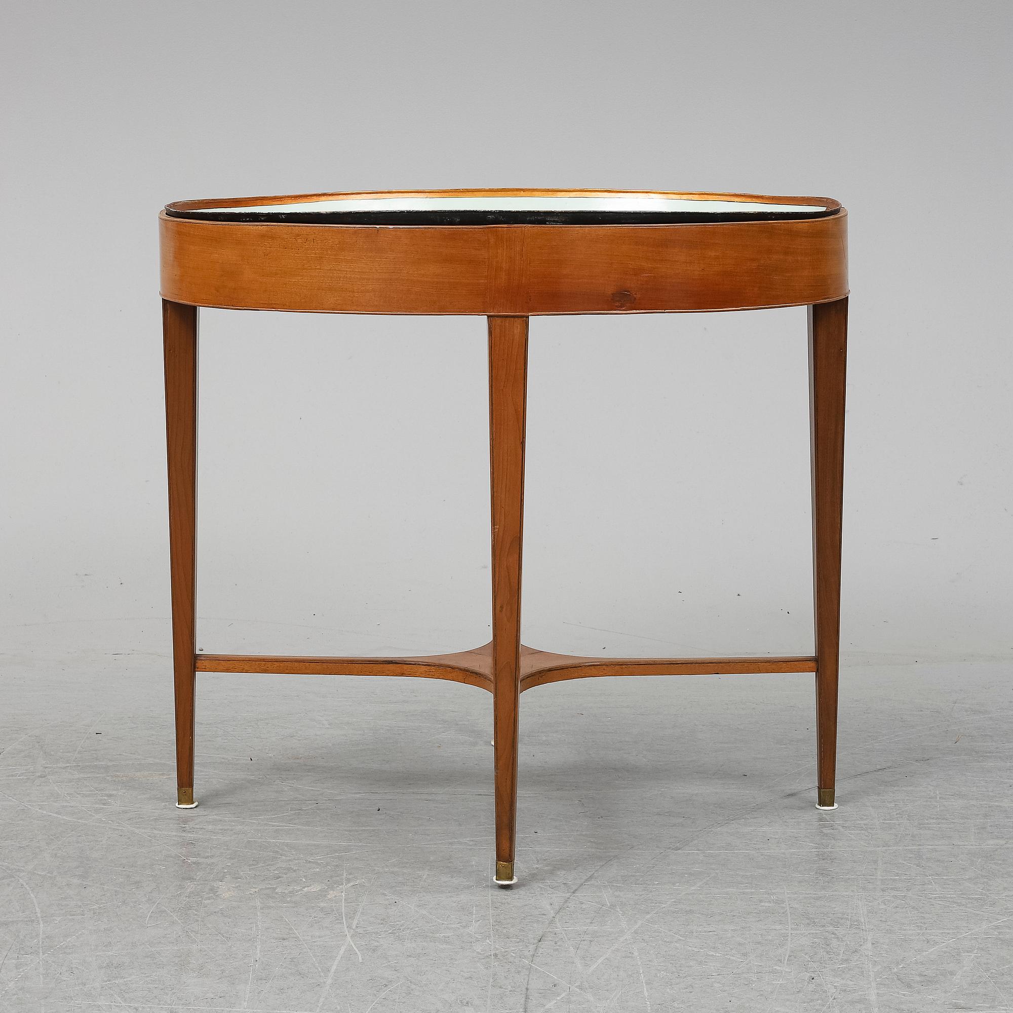 A late Gustavian late 18th century table.