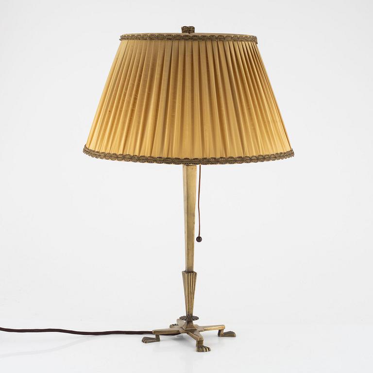 Elis Bergh, attributed to, a Swedish Grace table lamp, CG Hallberg, 1920s.