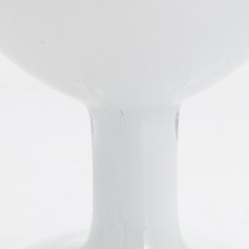 Oiva Toikka, glasfågel, signerad O. Toikka Nuutajärvi.