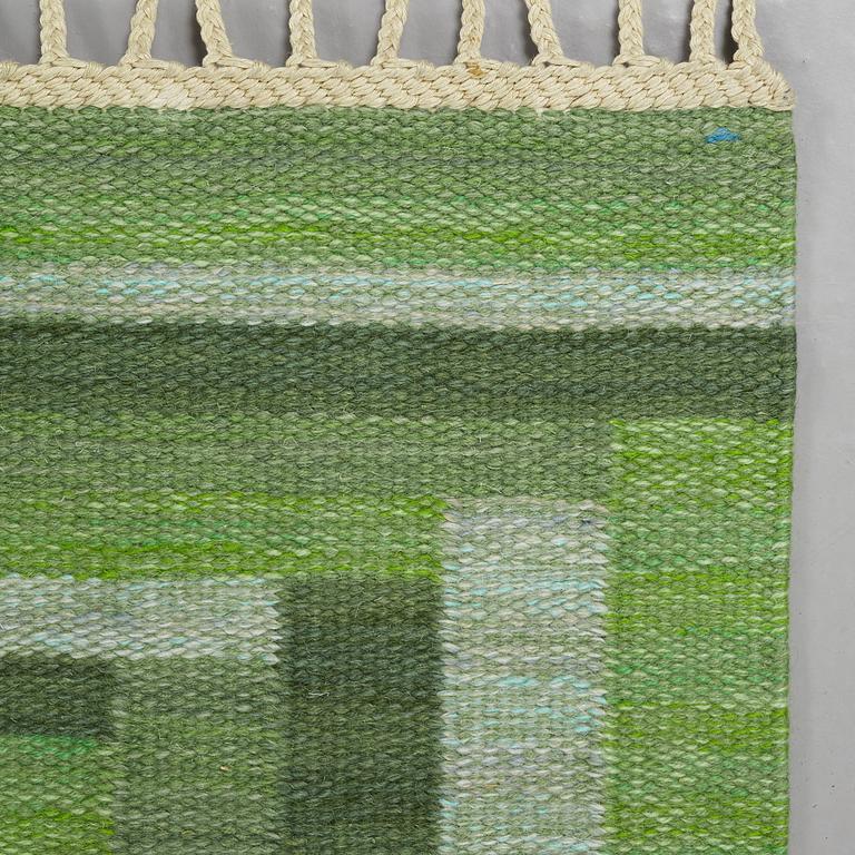 Barbro Nilsson, MATTA, "Ostia, grön", rölakan, ca 234,5 x 141,5 cm, signerad AB MMF BN.